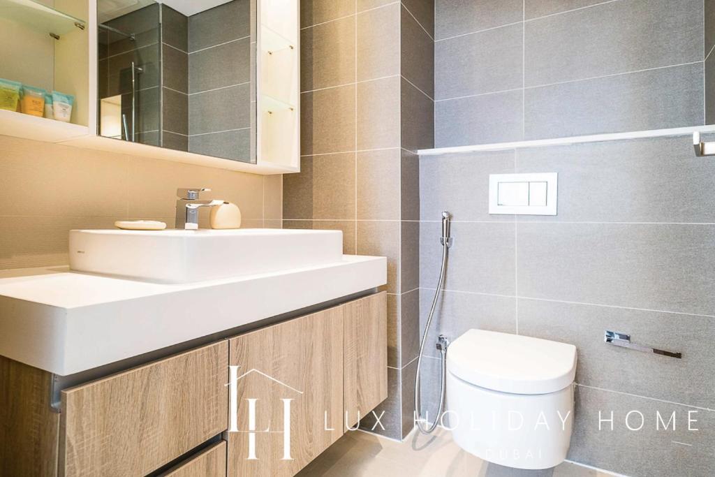 Lux Contemporary Suite With Full Marina View 6 Dubai Exteriör bild