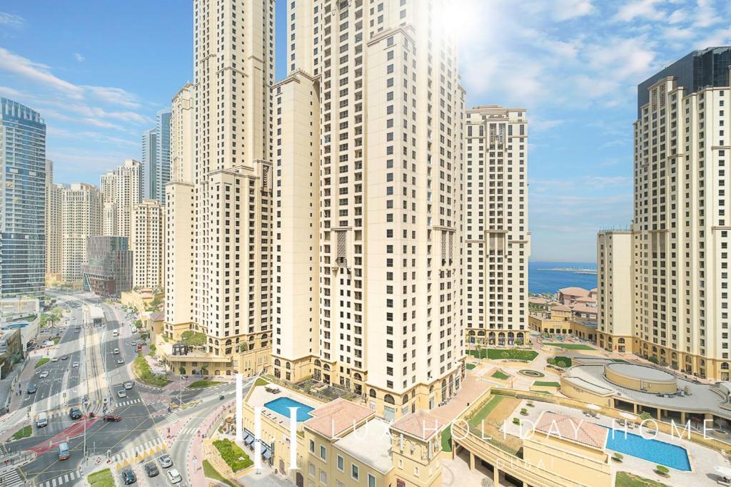 Lux Contemporary Suite With Full Marina View 6 Dubai Exteriör bild
