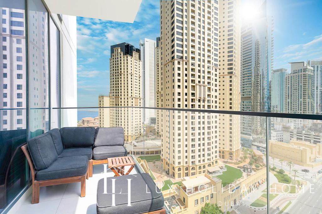 Lux Contemporary Suite With Full Marina View 6 Dubai Exteriör bild