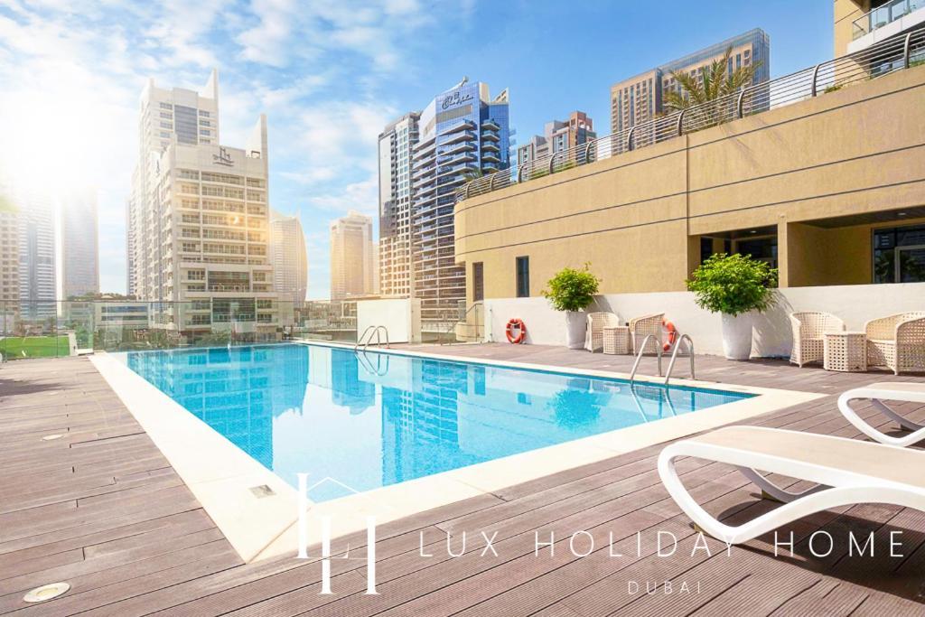 Lux Contemporary Suite With Full Marina View 6 Dubai Exteriör bild